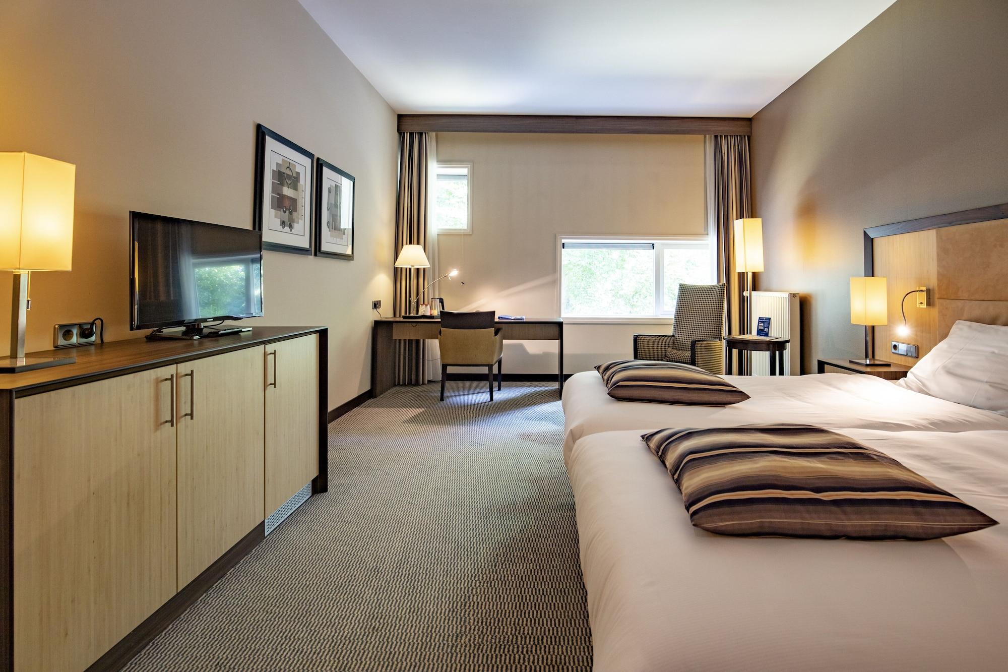 Fletcher Hotel Restaurant Amersfoort Bagian luar foto