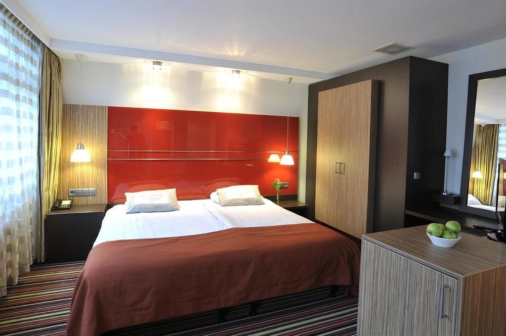 Fletcher Hotel Restaurant Amersfoort Bagian luar foto