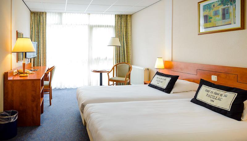Fletcher Hotel Restaurant Amersfoort Bagian luar foto
